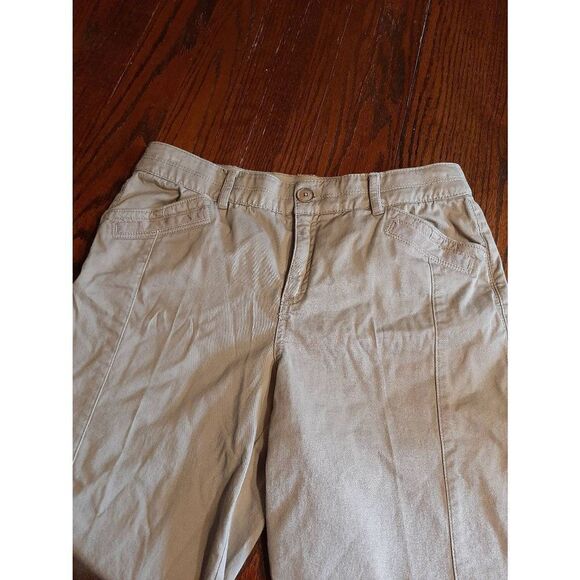 Size 10 Intro.I Love the Fit Tan Khaki Casual Capri Pants with Comfort Waist - Picture 2 of 4